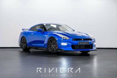 Nissan GT-R Premium Edition 3.8 Blue