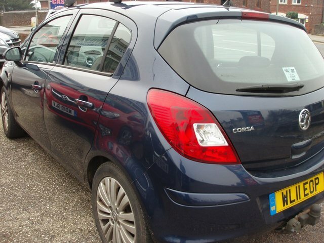 Vauxhall Corsa 1.4 16V Se Hatchback WL11EOP Blue #2