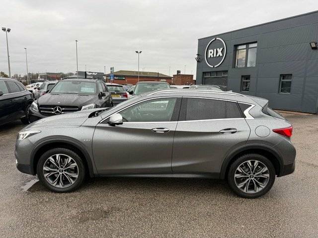 Infiniti QX30 Premium Tech Suv Grey #3