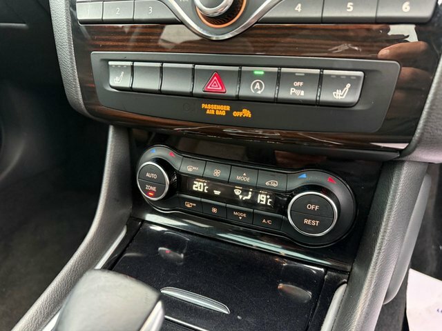 Infiniti QX30 D Premium Tech Black #22