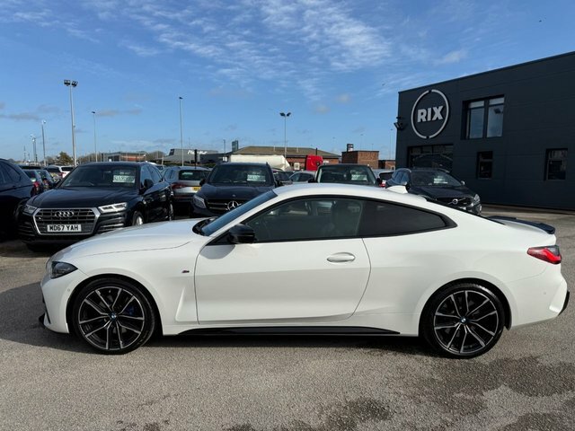 BMW 4 Series Gran Coupe 420D Mht M Sport YB70KUV White #3
