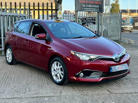 Toyota Auris Vvt-i Business Edition ET66GHD Red #3