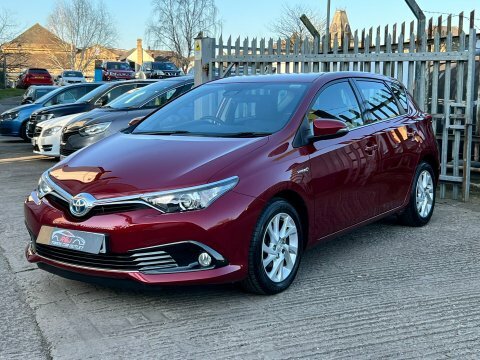 Toyota Auris Vvt-i Business Edition Red