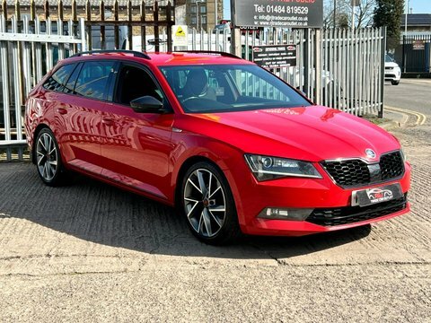 Skoda Superb Sportline Tdi Dsg PG66UBC Red #3
