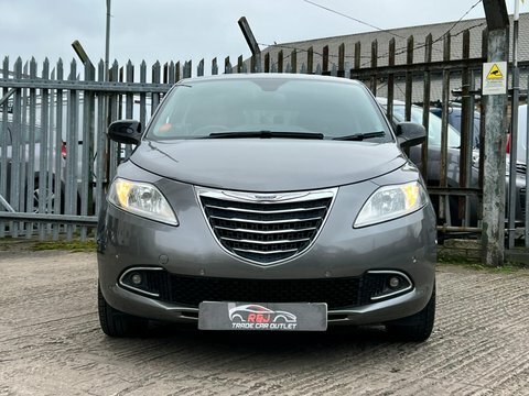 Chrysler Ypsilon Platinum FL64XZS Grey #4
