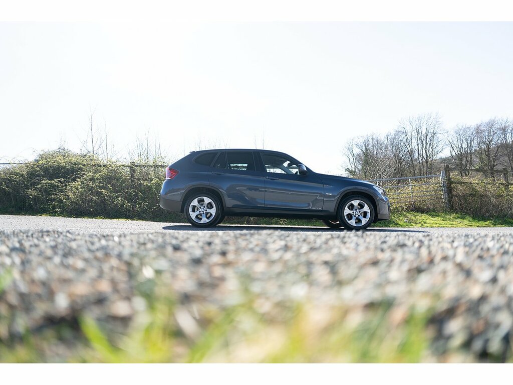BMW X1 20D Se DK10JSX Blue #6