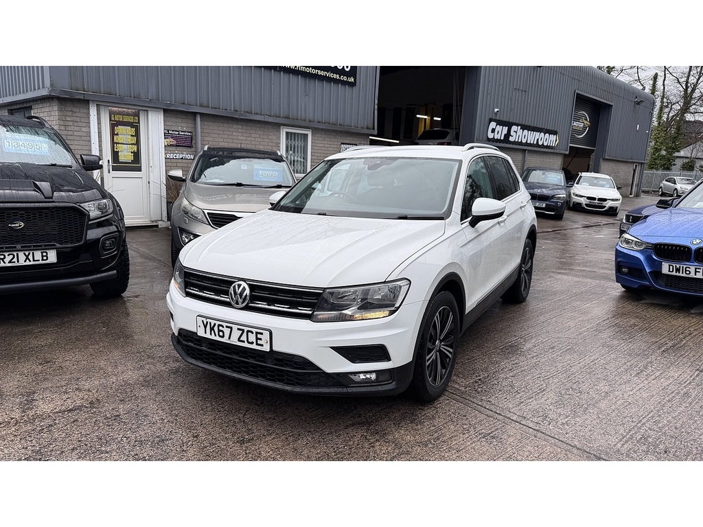 Volkswagen Tiguan Tdi Se Navigation White