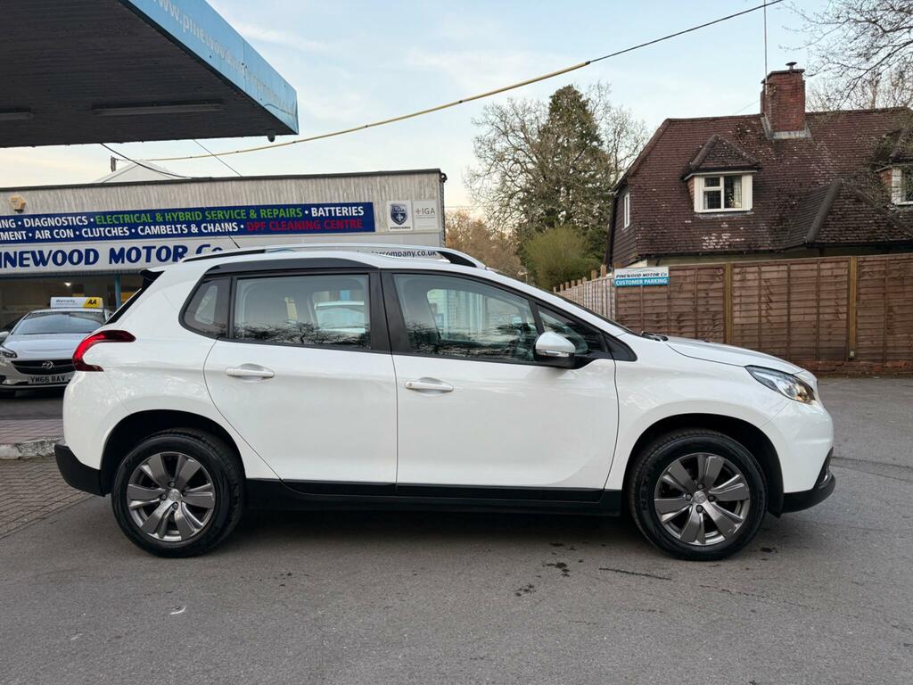Peugeot 2008 1.2 Puretech Active Euro 6 White #5