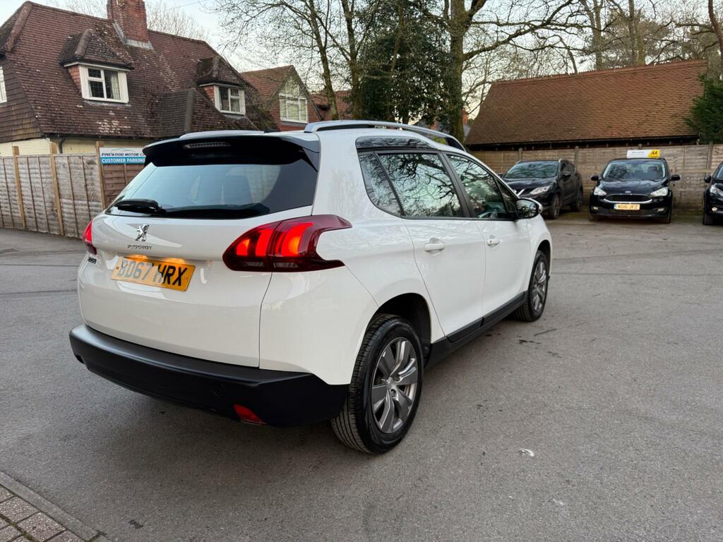 Peugeot 2008 1.2 Puretech Active Euro 6 White #4