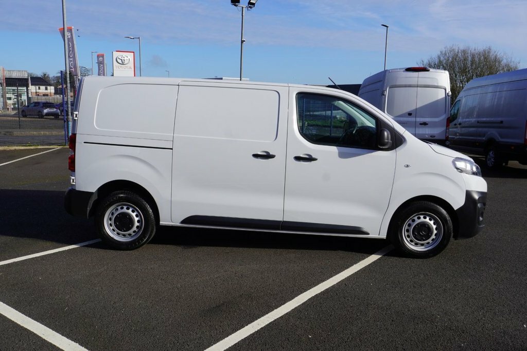 Citroen Dispatch 1.5L Enterprise Edition M 6Dr YL23FLF White #5
