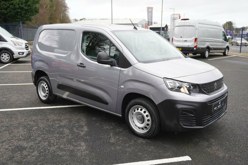 Peugeot Partner 1.5L Professional Premium Grey