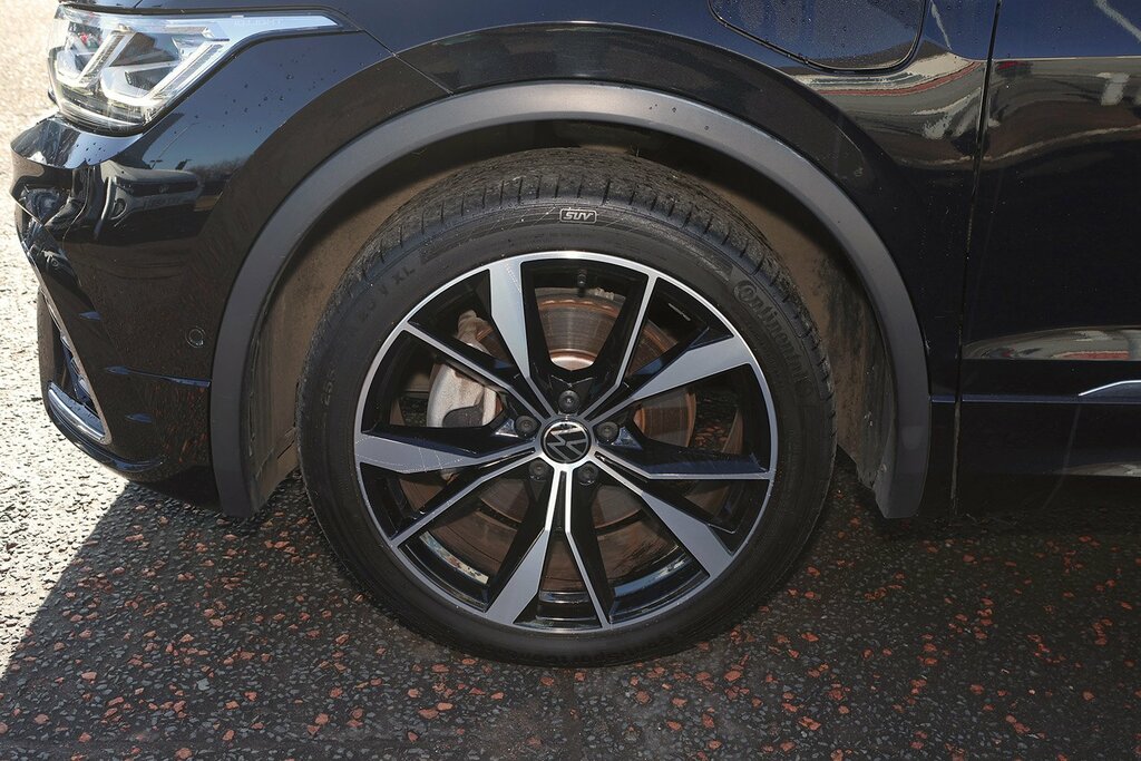 Volkswagen Tiguan 2023 Volkswagen Tiguan 1.4 R-line Tsi Dsg VXZ5315 Black #6