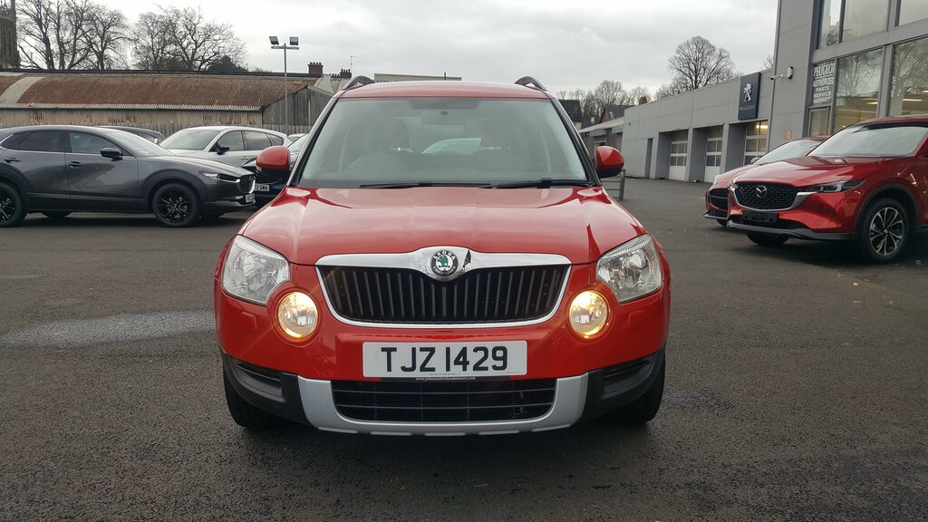 Skoda Yeti 2011 Skoda Yeti 1.2 Se Tsi Red #3