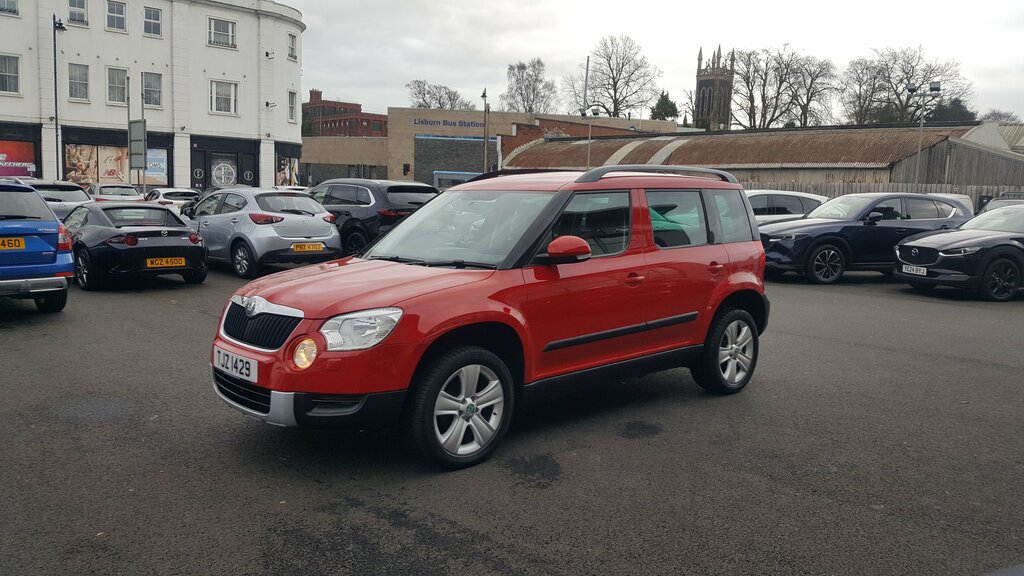 Skoda Yeti 2011 Skoda Yeti 1.2 Se Tsi Red #4
