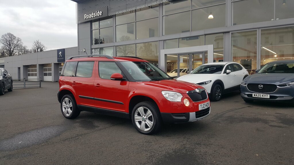 Skoda Yeti 2011 Skoda Yeti 1.2 Se Tsi Red #2