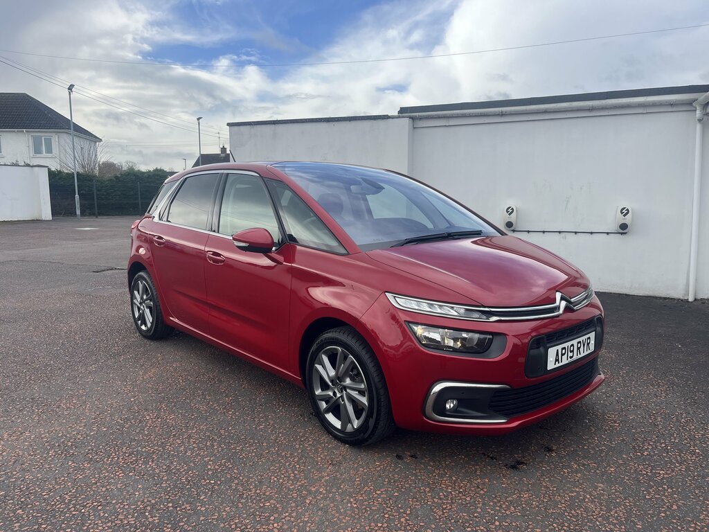 Citroen C4 SpaceTourer 2019 Citroen C4 Spacetourer 1.2 Puretech Feel Ss Red #3