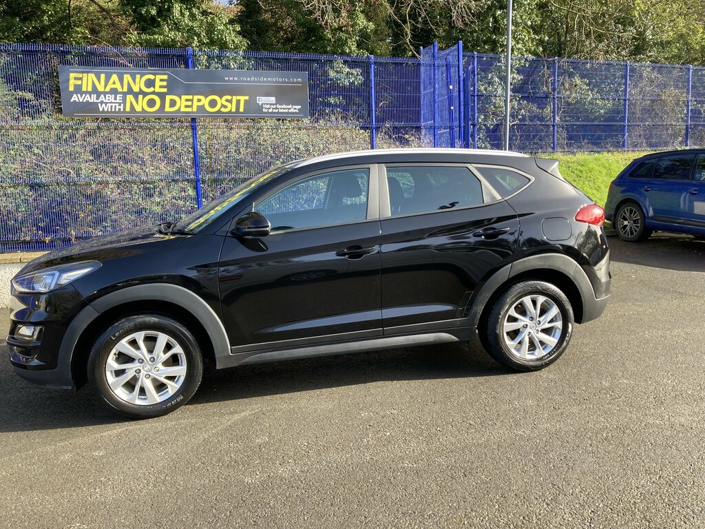 Hyundai Tucson 2020 Hyundai Tucson 1.6 Gdi Se Nav ESZ6118 Black #2