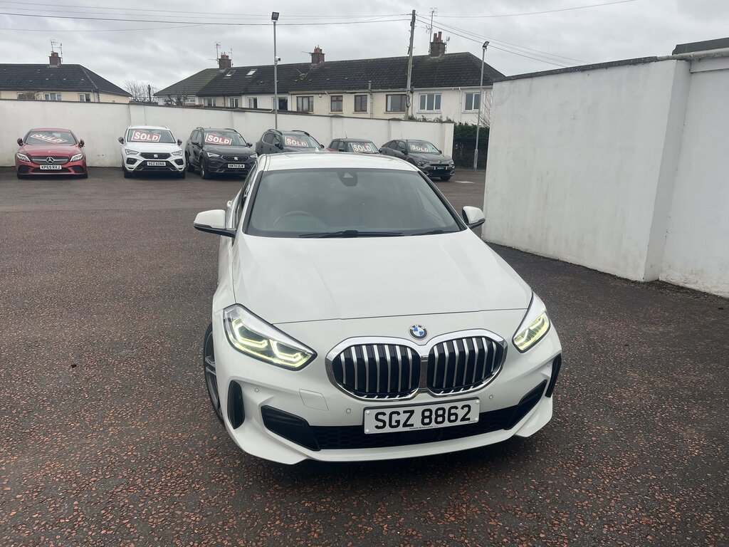 BMW 1 Series 2020 Bmw 1 Series 2.0 118D M Sport SGZ8862 White #3