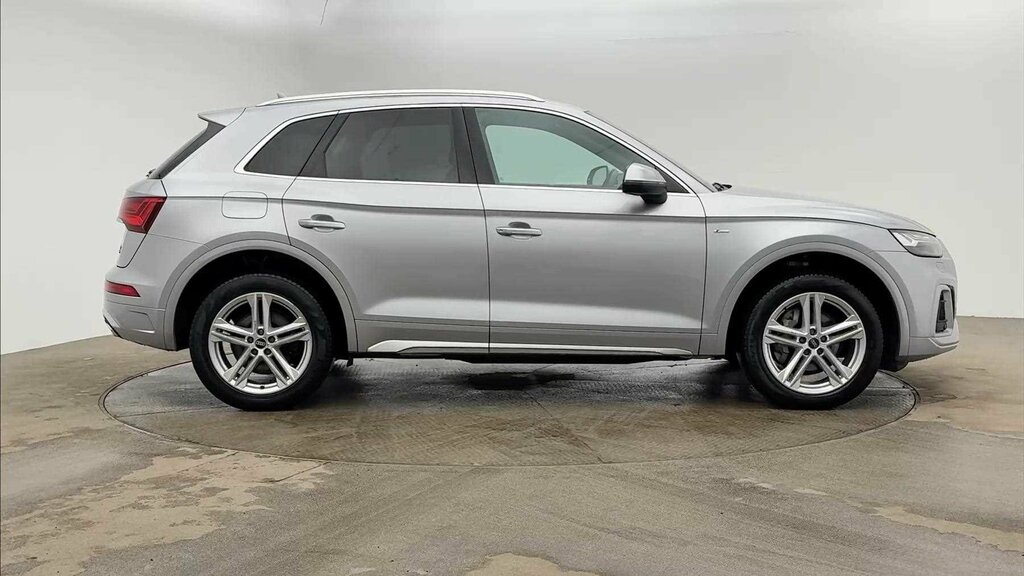 Audi Q5 2022 Audi Q5 40 Tdi Quattro S Line ST71USJ Silver #2