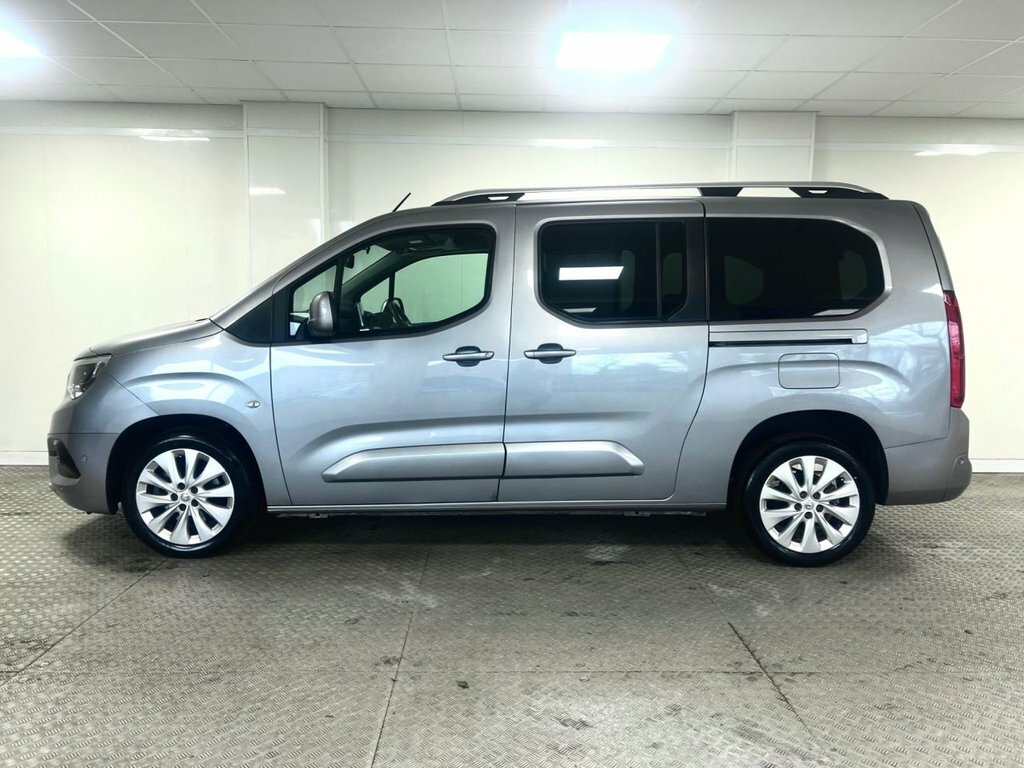 Vauxhall Combo Life 1.5L Elite Grey #4