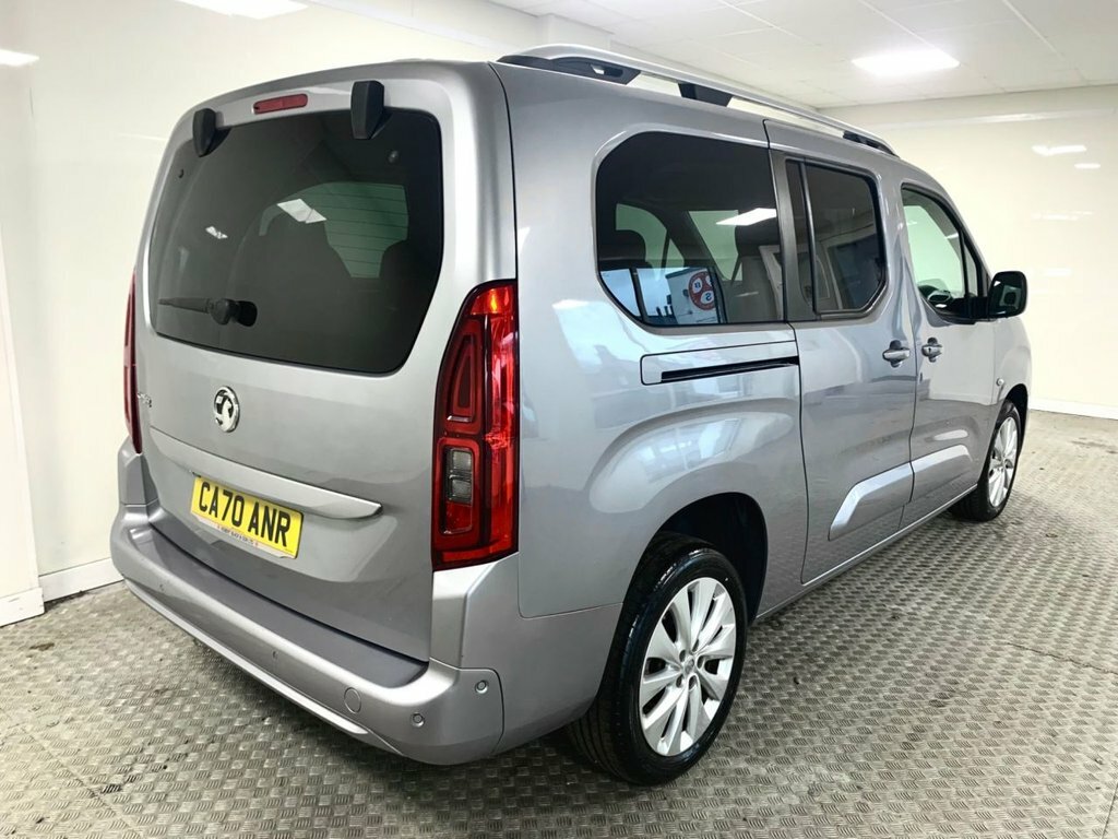 Vauxhall Combo Life 1.5L Elite Grey #2