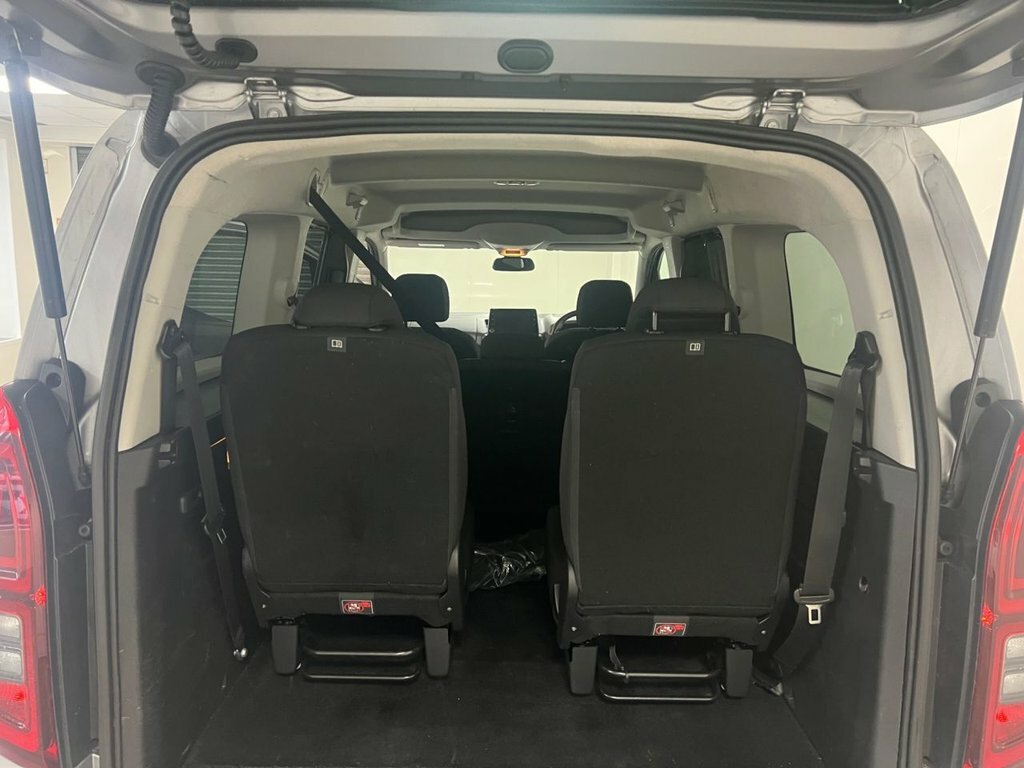 Vauxhall Combo Life 1.5L Elite Grey #5