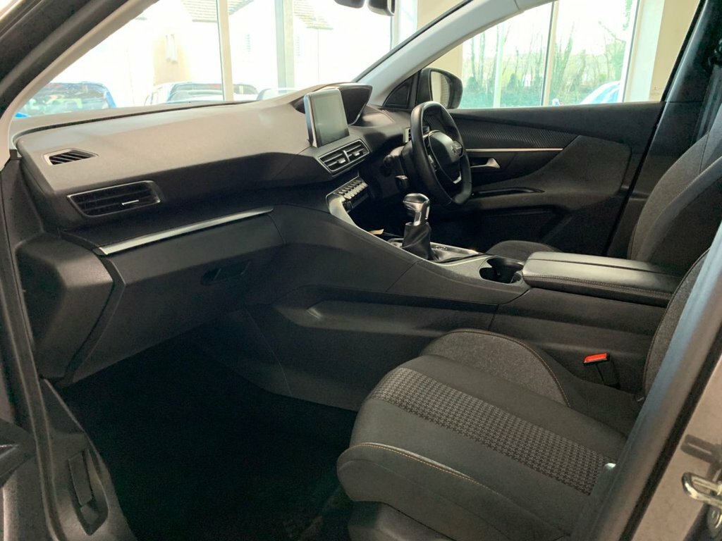 Peugeot 3008 1.5L Active Premium Grey #6