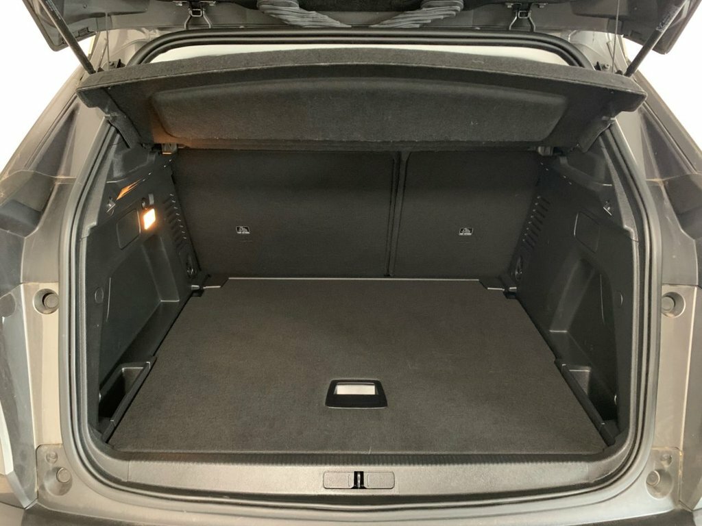 Peugeot 3008 1.5L Active Premium Grey #5