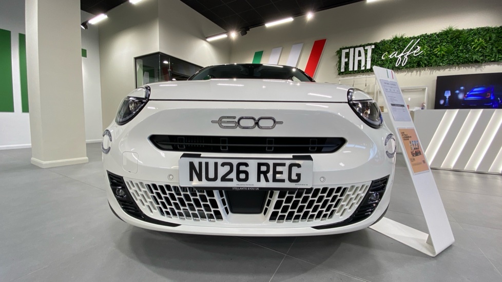 Fiat 600 1.2 Mhev La Prima Suv Hybrid E-dct Euro PE75UDM  #6