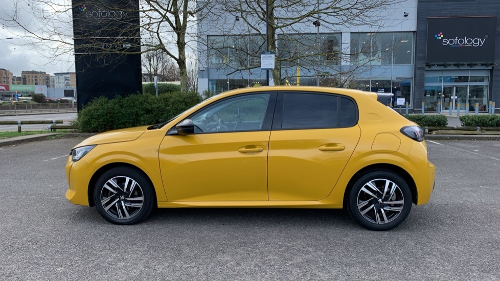 Peugeot 208 1.2 Puretech Allure Premium Hatchback E LC22TDO  #6