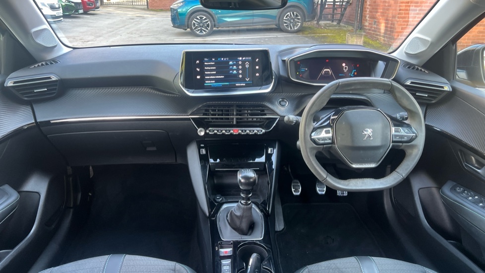 Peugeot 208 1.2 Puretech Allure Premium Hatchback MM23RTV  #4