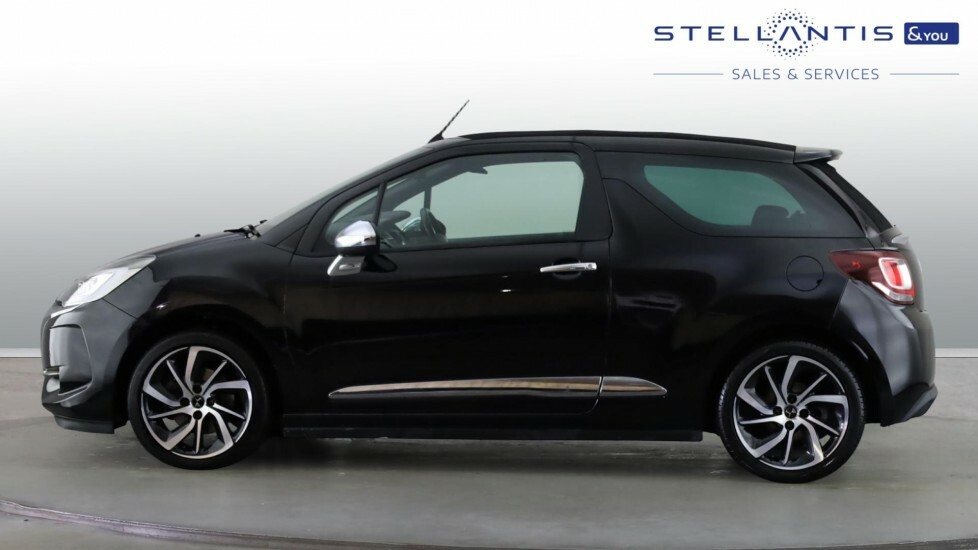 DS DS 3 Cabrio 1.2 Puretech Connected Chic Cabriolet Euro 6 Ss Black #14