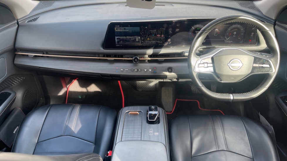 Nissan Ariya 63Kwh Advance Suv 7.4Kw Charger Red #4