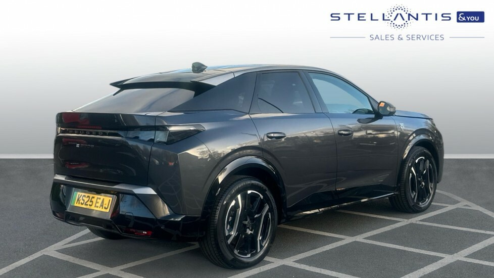 Peugeot 3008 73Kwh Gt Suv 210 Ps KS25EAJ  #3