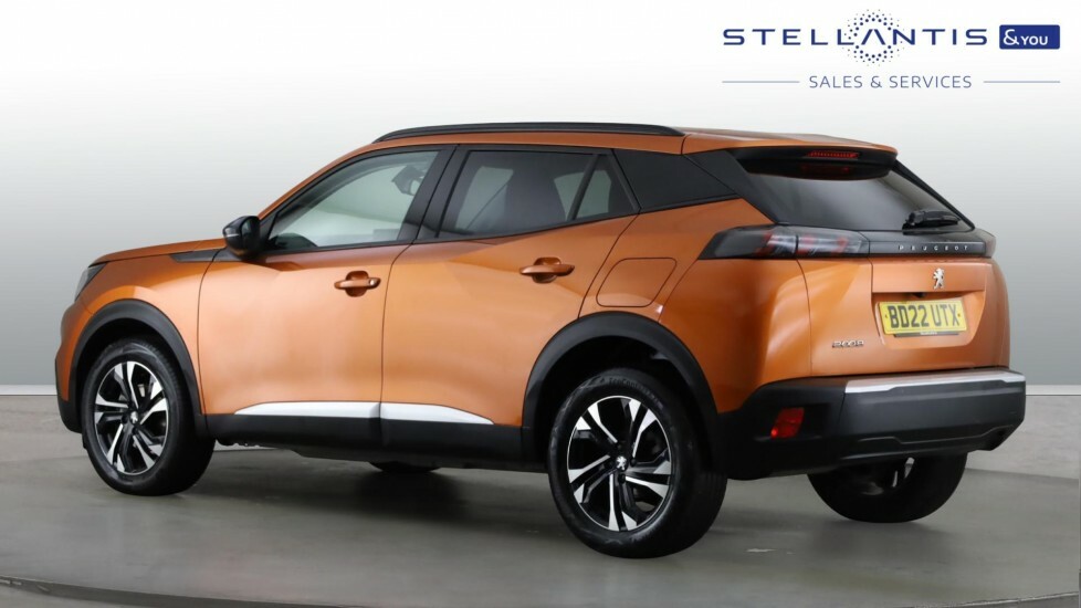 Peugeot 2008 1.2 Puretech Allure Premium Suv BD22UTX #3