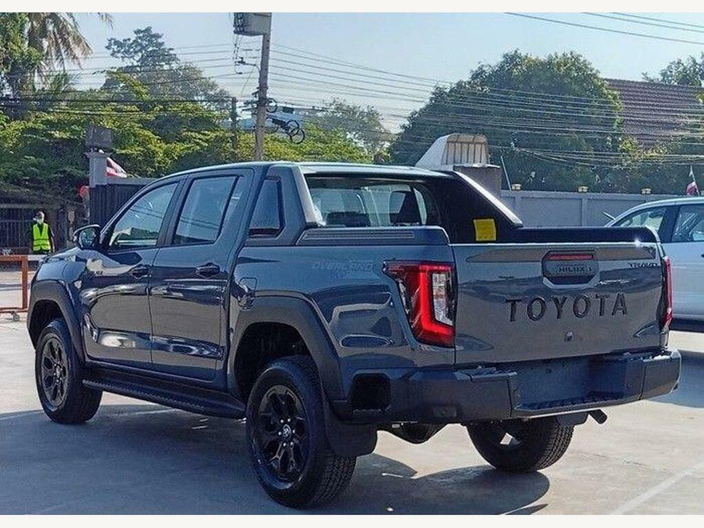 Toyota HILUX 2.8 D-4d Invincible X Pickup Double Cab Grey #6