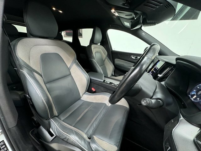 Volvo XC60 B5 Mhev R-design Suv NG21XXC White #6