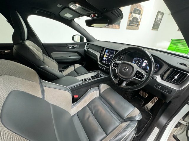 Volvo XC60 B5 Mhev R-design Suv NG21XXC White #5