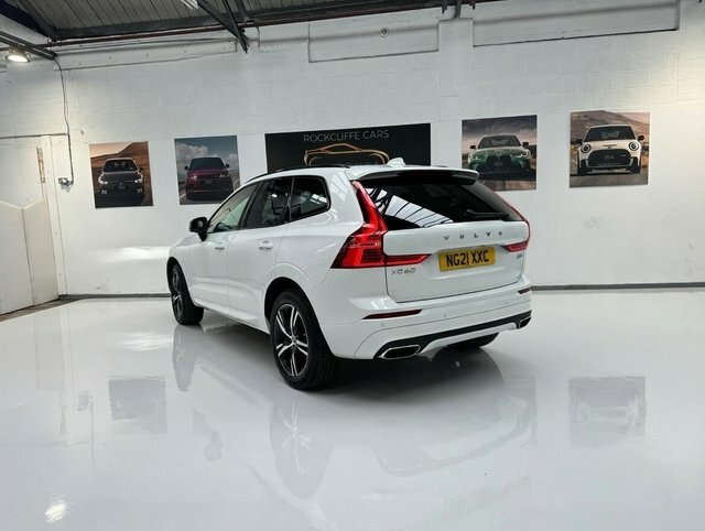 Volvo XC60 B5 Mhev R-design Suv NG21XXC White #4