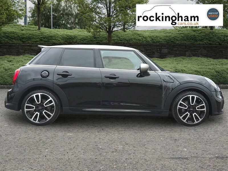 Mini Hatch Automatic AJ71RXV Black #3