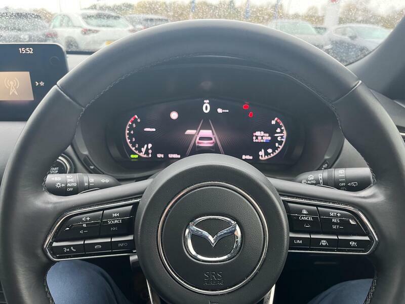 Mazda  1.5I Hybrid Exclusive Line Cvt 2025 Grey #4