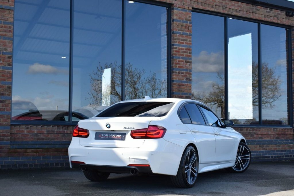 BMW 3 Series 3L M Sport Shadow Edition LG18POV White #2
