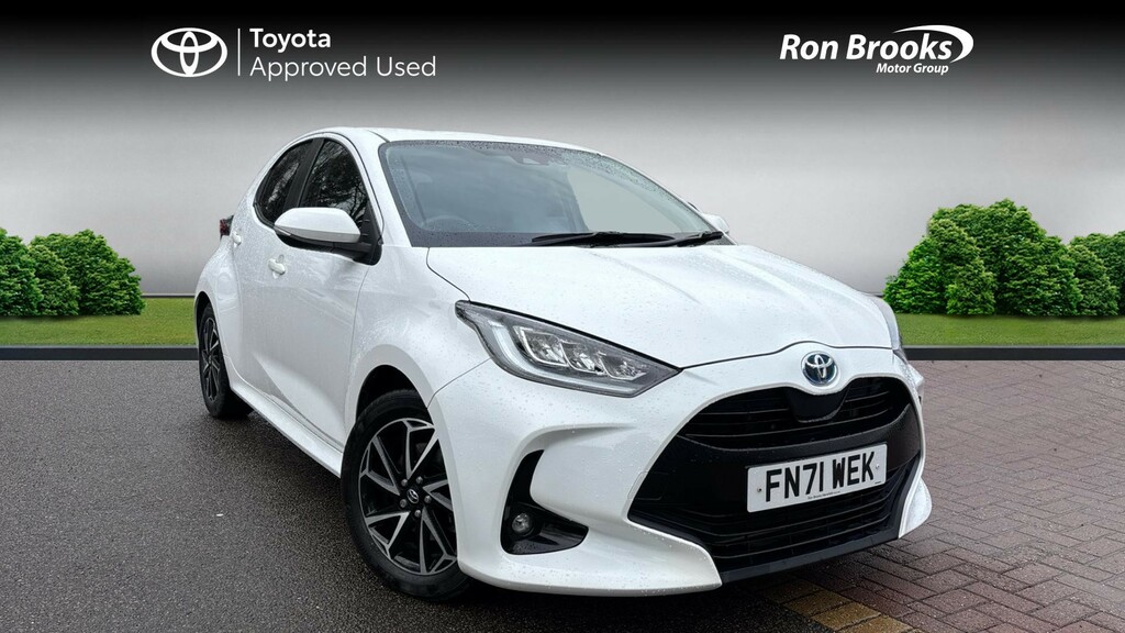 Toyota Yaris 1.5 Vvt-h Design E-cvt Eur White