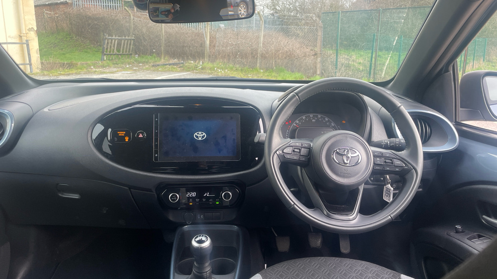 Toyota Aygo X 1.0 Vvt-i Edge Euro 6 Ss FL74HWP Grey #5