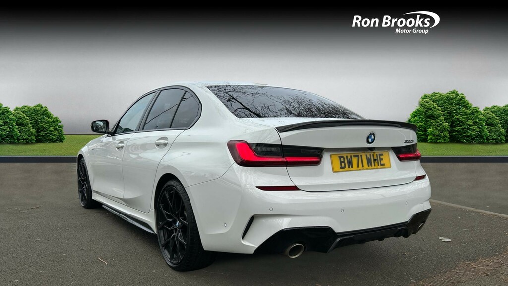 BMW 3 Series 2.0 330I M Sport Euro BW71WHE White #4