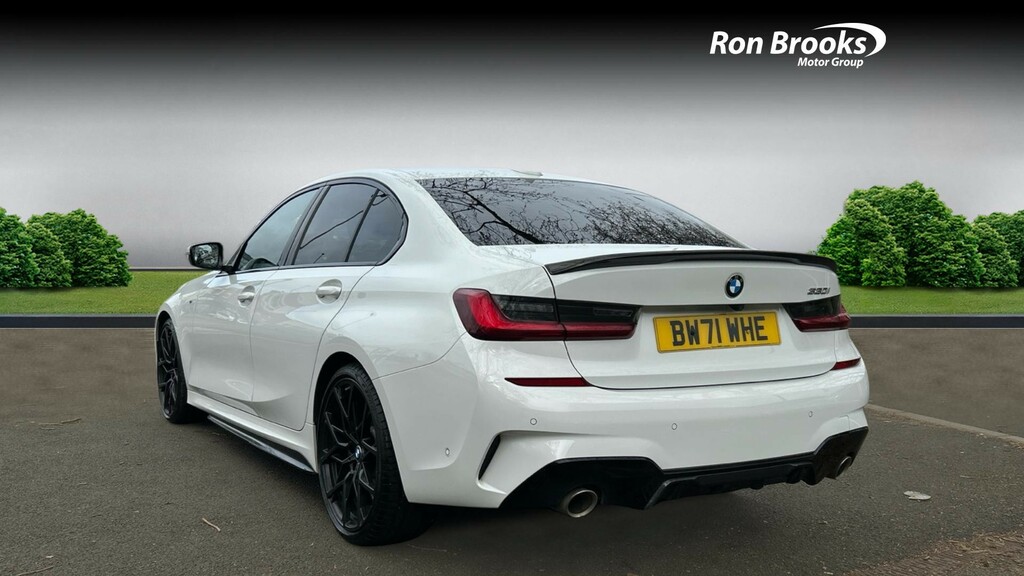 BMW 3 Series 2.0 330I M Sport Euro BW71WHE White #2