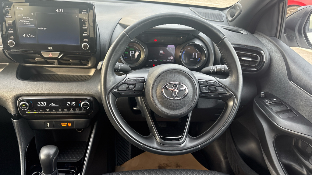 Toyota Yaris 1.5 Vvt-h Dynamic E-cvt Eu HV21XYC White #6