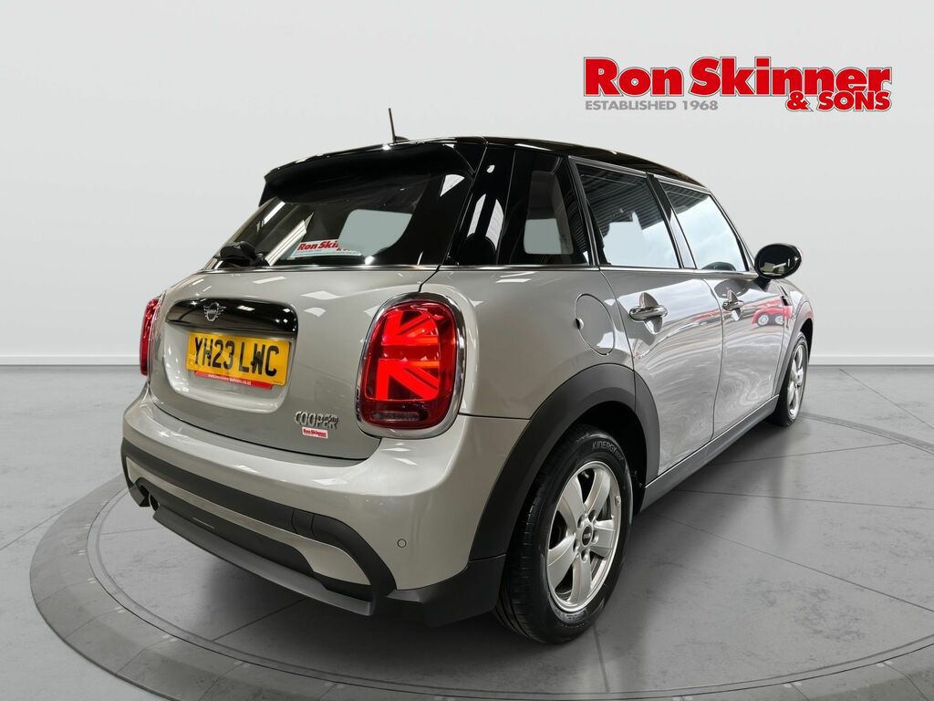 Mini Hatch 1.5 Cooper Classic Hatchback Steptronic YH23LWC Silver #4