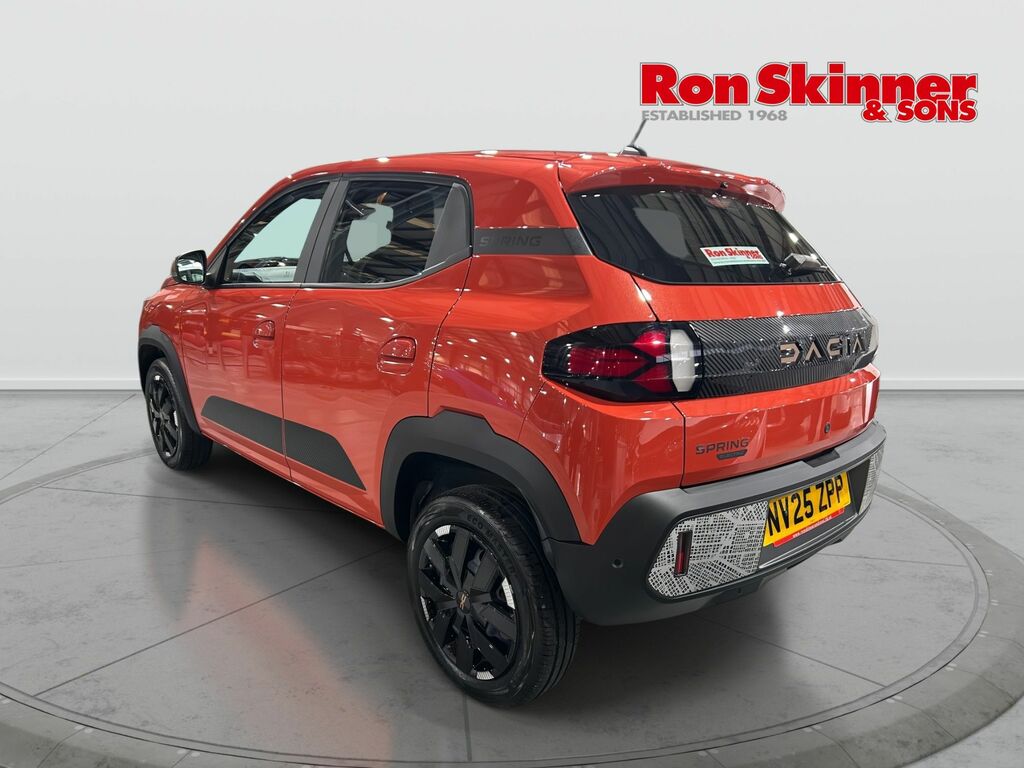 Dacia Spring 65 26.8Kwh Extreme Hatchback 65 Red #3