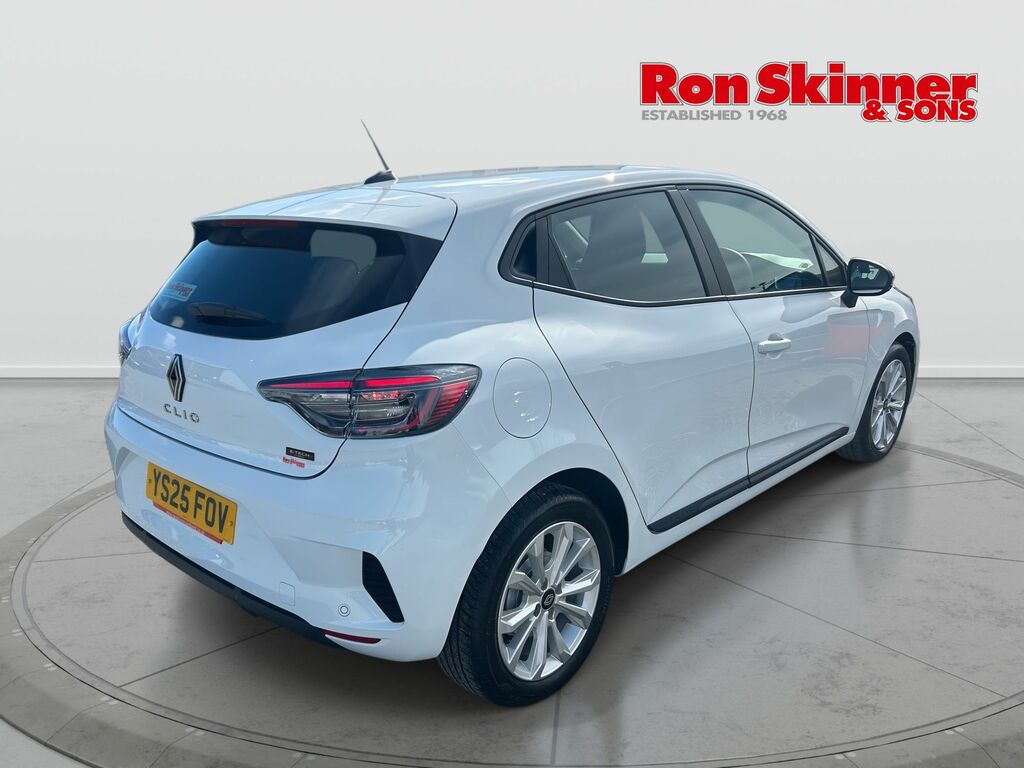 Renault Clio 1.6 E-tech Evolution Hatchback Hybrid A YS25FOV White #4